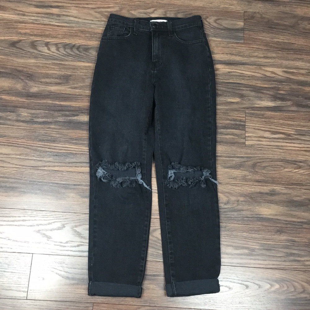 Black mom jeans